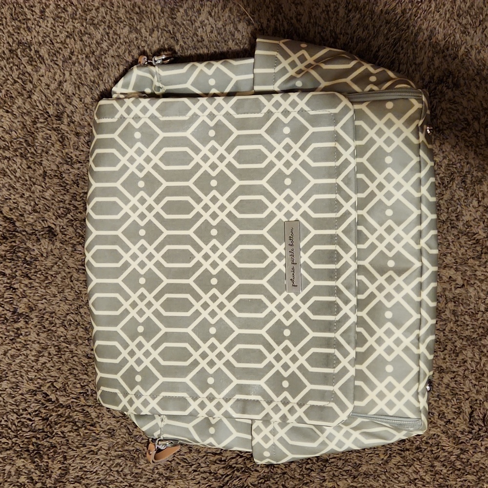 Petunia Pickle Bottom White and Gray Diaper Bag